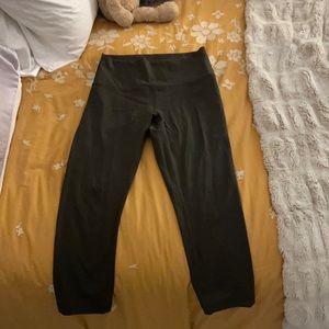 Cropped Lululemon leggings